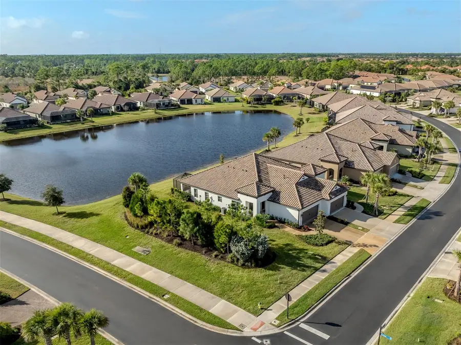 200 Tracino Terrace, North Venice, FL 34275 - #2