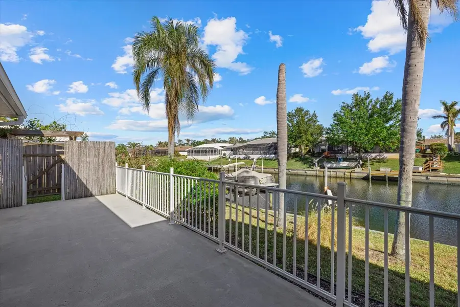 4 Casa Rio Drive #4, Englewood, FL 34223 - Image #2