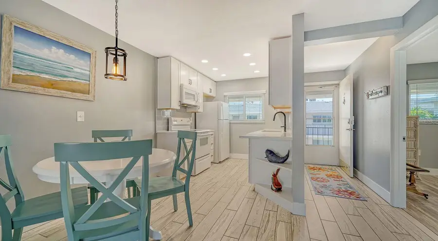 708 Tamiami Trail S #308, Venice, FL 34285 - #3