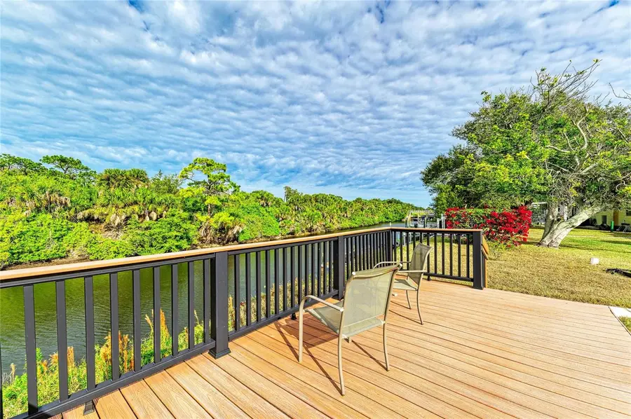 35 Castle Drive, Nokomis, FL 34275 - Image #2