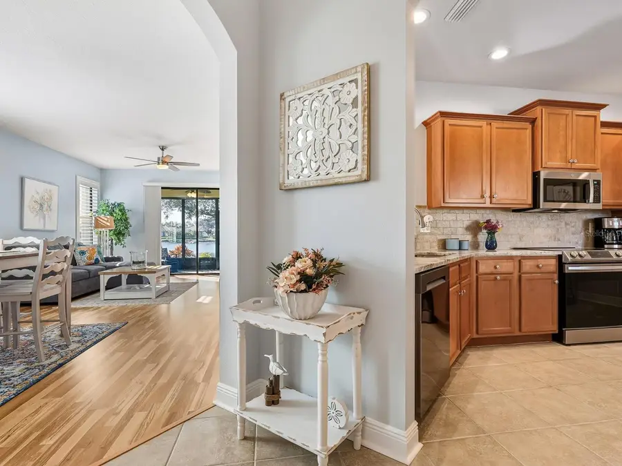 11127 Campazzo Drive, Venice, FL 34292 - Image #2