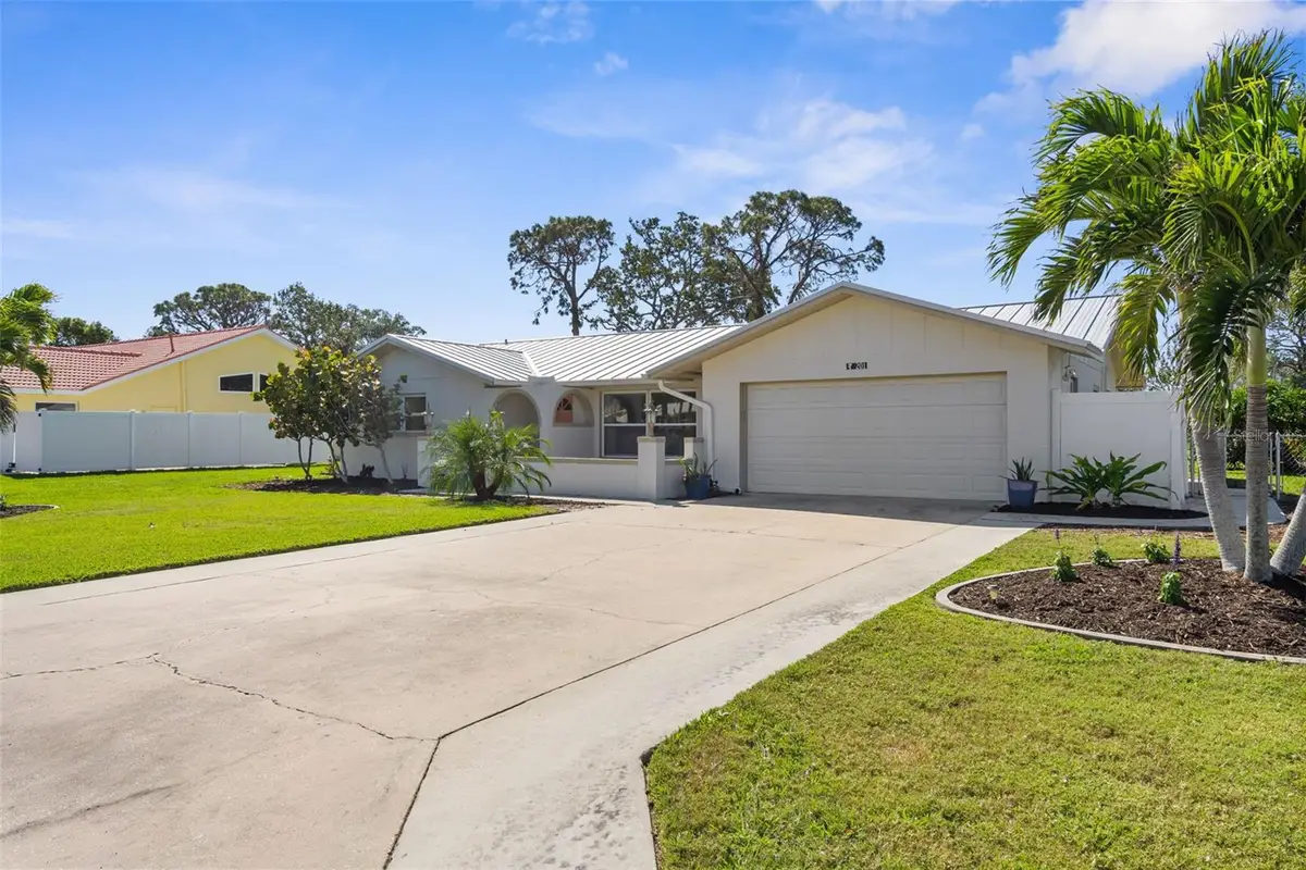 201 Cavallini Drive, Nokomis, FL 34275 - Image #1
