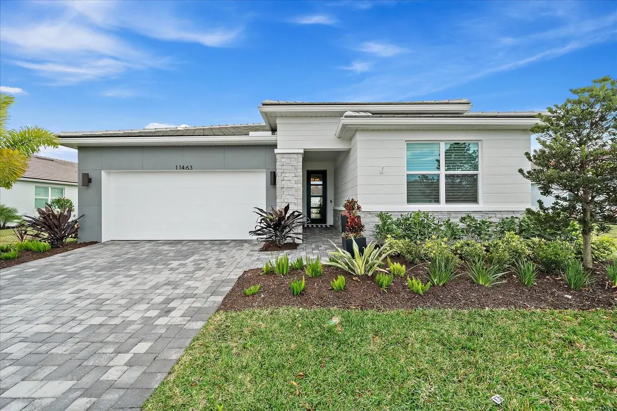 11463 Myakka Blue Drive, Venice, FL 34293 - Image #1