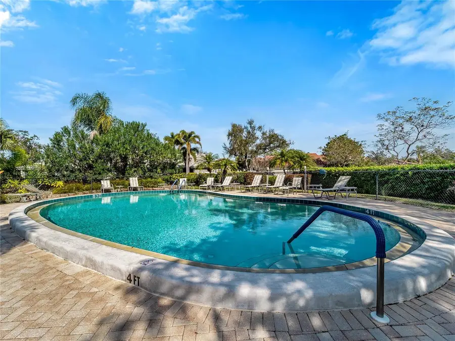 3851 Wilshire Drive #9, Sarasota, FL 34238 - Image #3