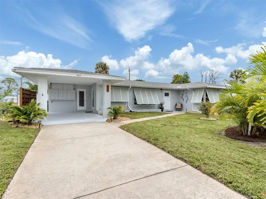 825 Nokomis Avenue S, Venice, FL 34285 - #2