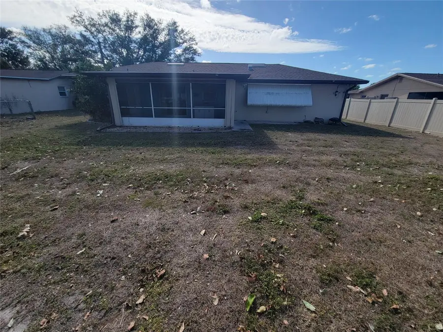 554 Lakemont Avenue Nw, Port Charlotte, FL 33952 - Image #2