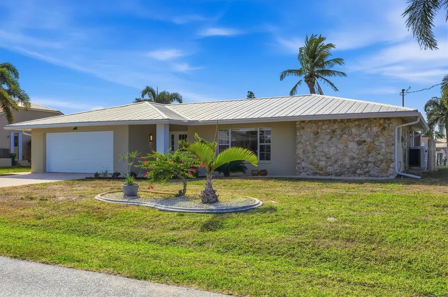 133 Colonial Street Se, Port Charlotte, FL 33952 - Image #2