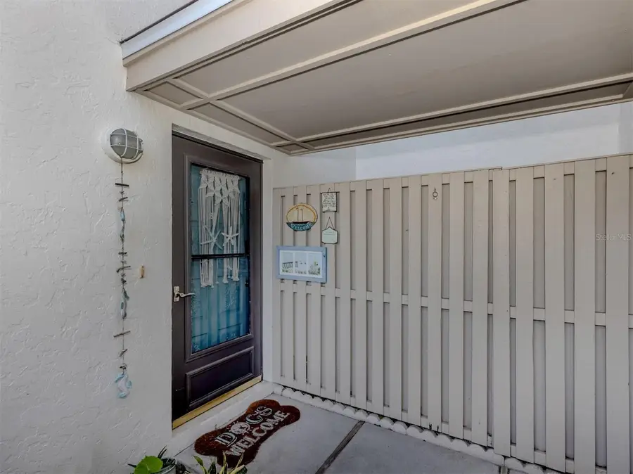 1027 Capri Isles Boulevard #20, Venice, FL 34292 - Image #2