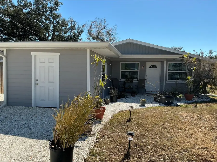 3020 Hawthorne Street, Sarasota, FL 34239 - Image #2