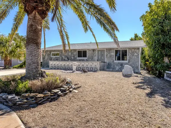 325 Palmetto Road W, NOKOMIS, FL 34275