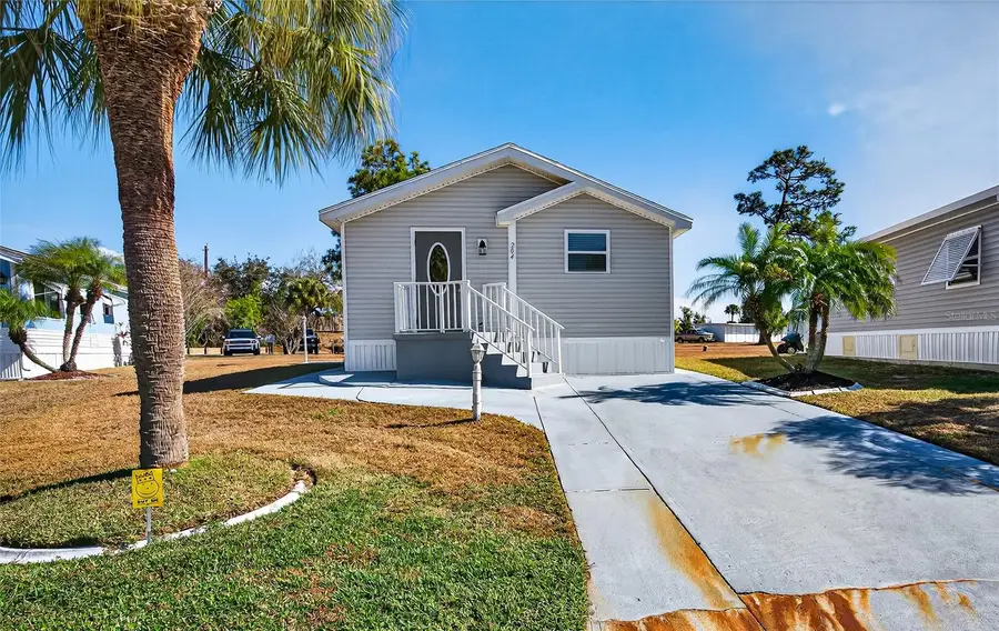 204 Crown Point Drive, Nokomis, FL 34275 - Image #2