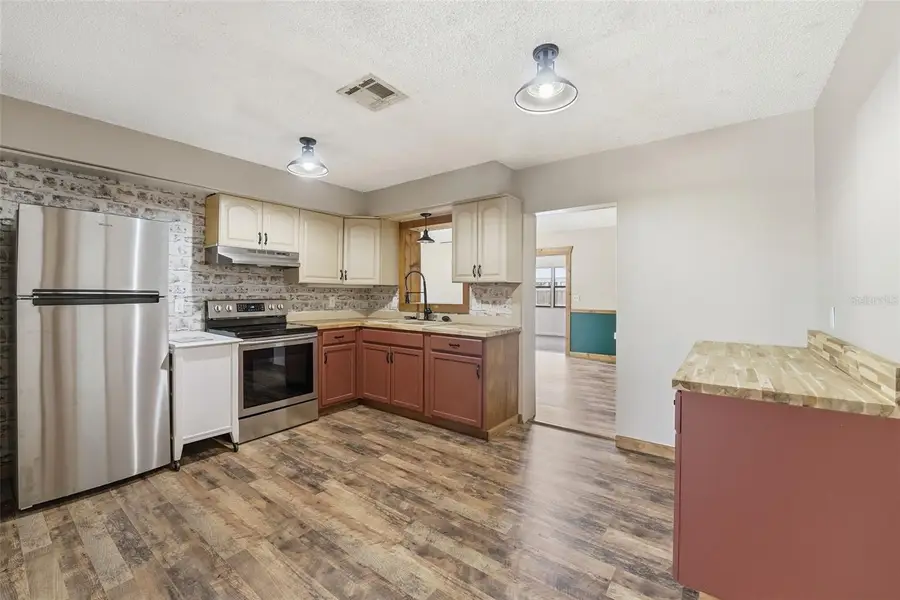 121 Crane Rd, Venice, FL 34293 - #3