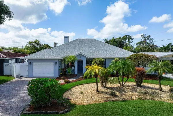 104 Alba Street W, VENICE, FL 34285