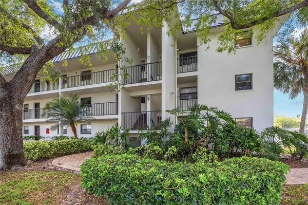104 Capri Isles Boulevard #301, VENICE, FL 34292