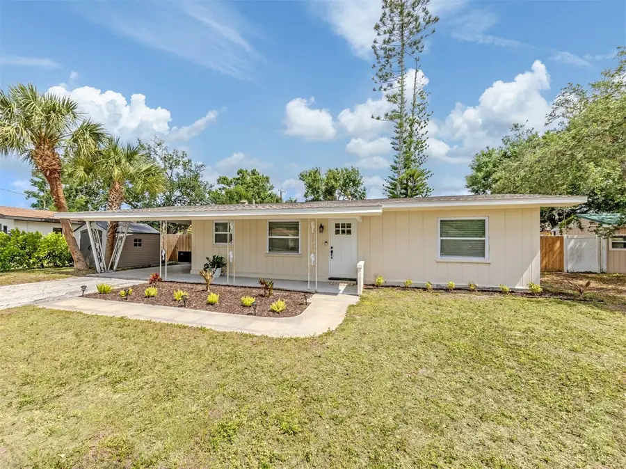 929 Cypress Avenue, Venice, FL 34285 - #2