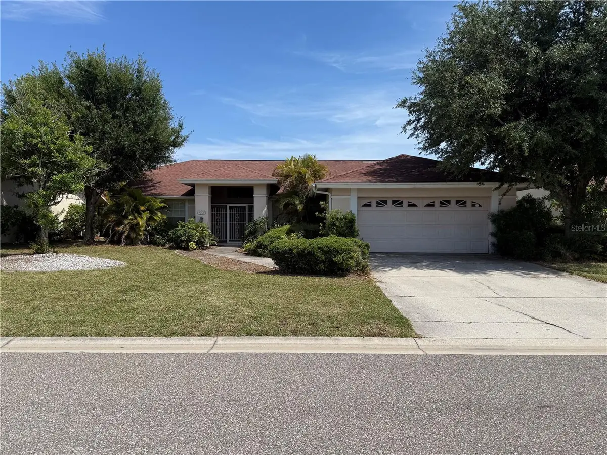 5008 Southern Pine Circle, Venice, FL 34293 - #1