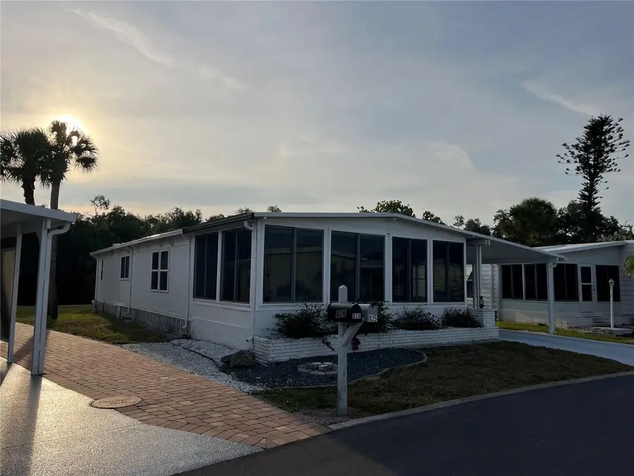 825 Jolanda Circle, Venice, FL 34285 - #2