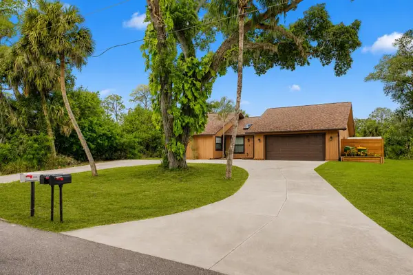 225 Hoffer Street, PORT CHARLOTTE, FL 33953