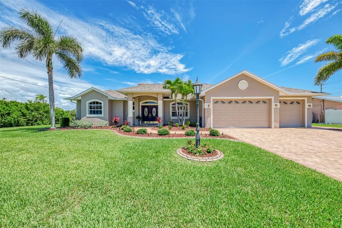 935 Graham Road, Venice, FL 34293 - #1