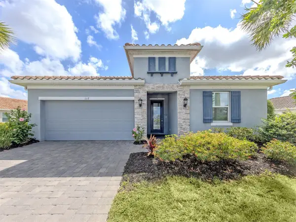 117 Daylily Boulevard, NOKOMIS, FL 34275