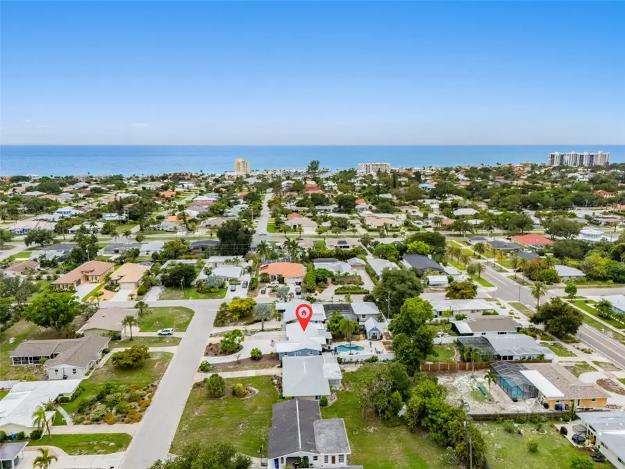 242 Piazza Di Luna, Venice, FL 34285 - #3