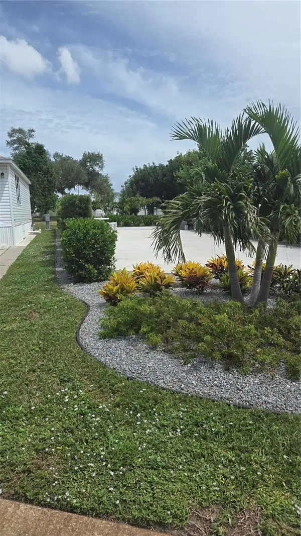 237 Bainbridge Drive, NOKOMIS, FL 34275