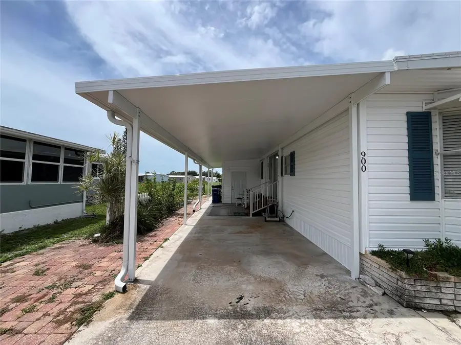 900 Jolanda Circle, Venice, FL 34285 - #2