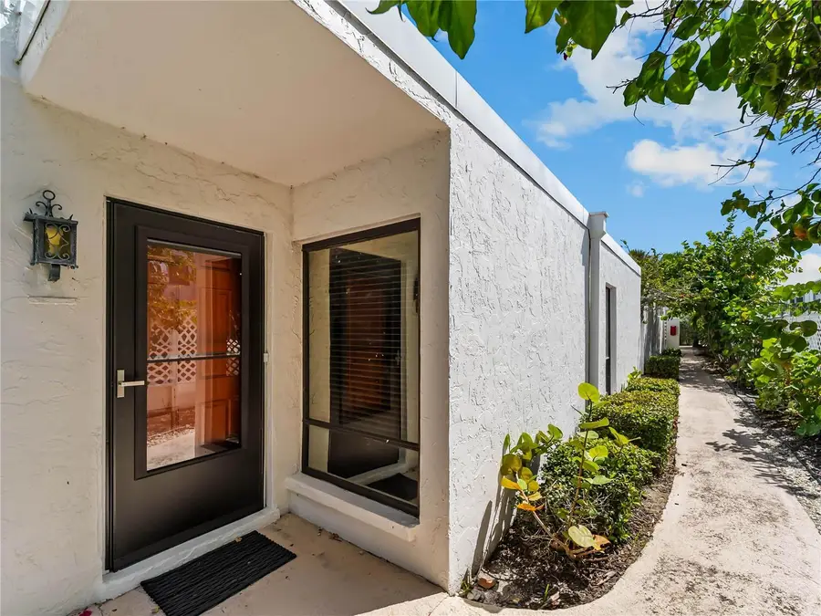 1585 Tarpon Center Dr #21, Venice, FL 34285 - #3