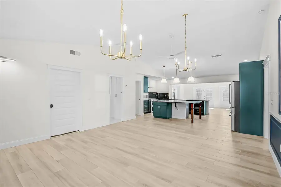 125 Woodingham Drive, Venice, FL 34292 - #2