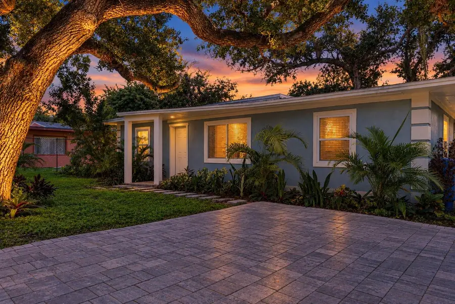 1112 Sunset Avenue, Nokomis, FL 34275 - #2