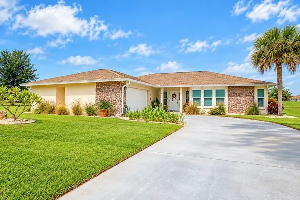 114 Caddy Road, ROTONDA WEST, FL 33947