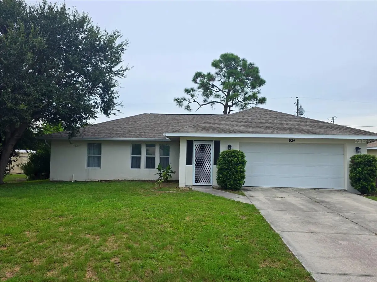 924 Euclid, Venice, FL 34293 - #1