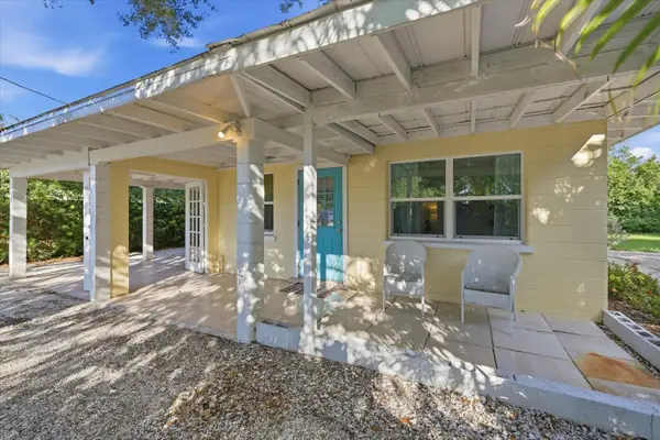 102 River Boulevard N, NOKOMIS, FL 34275