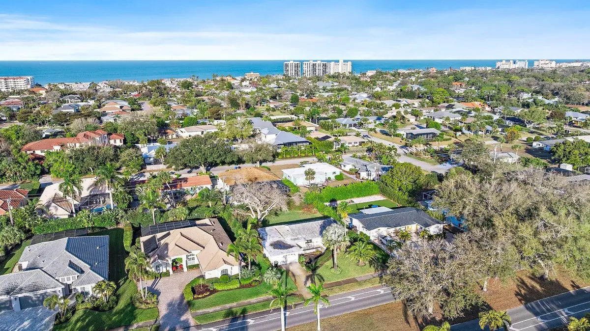514 Harbor Drive S, Venice, FL 34285 - #1