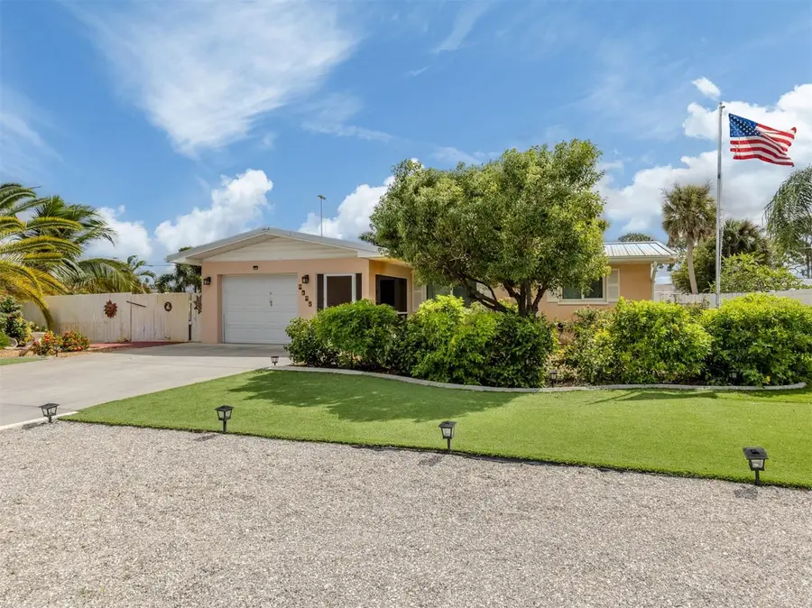 1045 Falcon Road, Venice, FL 34293 - #3