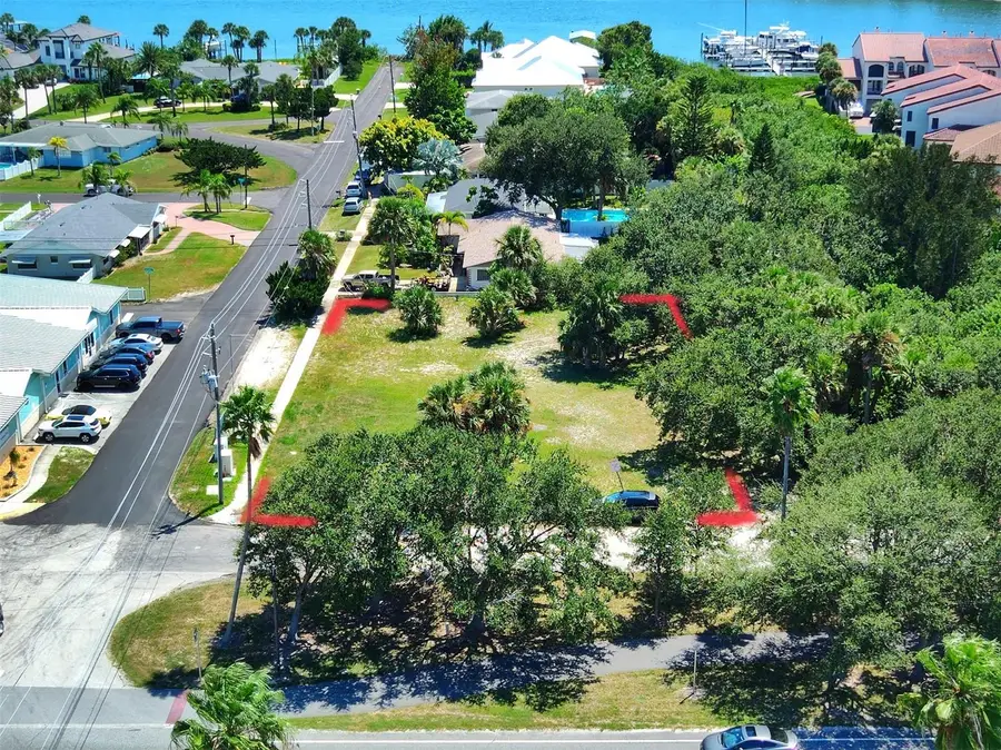 102 Desoto Drive, New Smyrna Beach, FL 32169 - #3