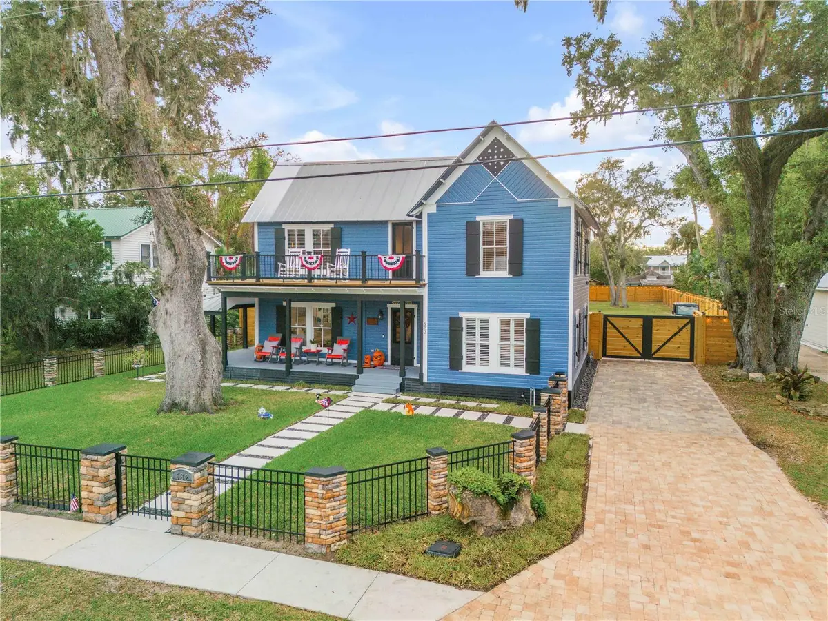 532 Faulkner Street, New Smyrna Beach, FL 32168 - #1