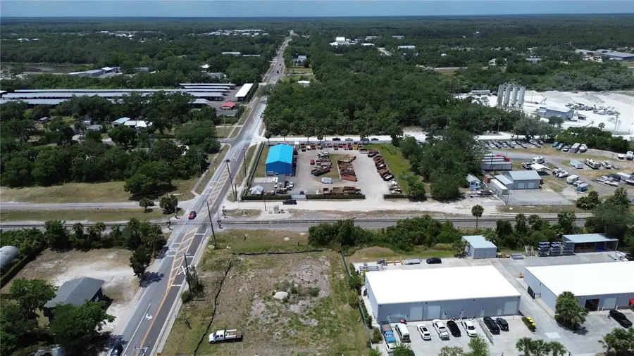 201 W Park Avenue, Edgewater, FL 32132 - Image #3