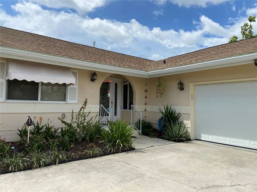 262 Fry Terrace Se, Port Charlotte, FL 33952 - Image #2