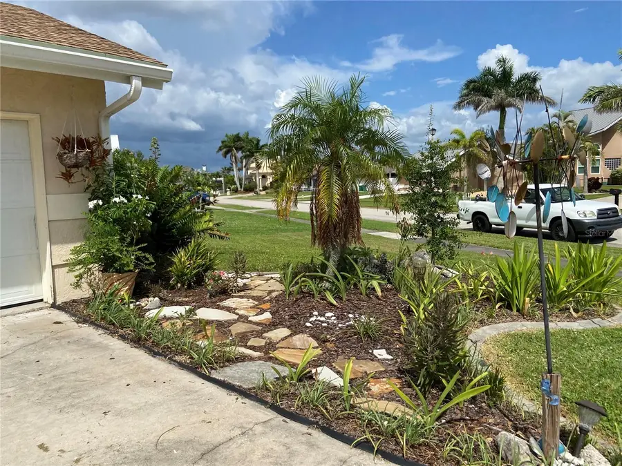 262 Fry Terrace Se, Port Charlotte, FL 33952 - Image #3