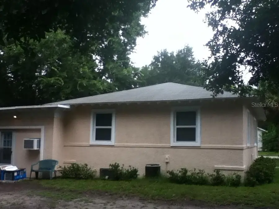 486 Oak Street, New Smyrna Beach, FL 32168 - #3