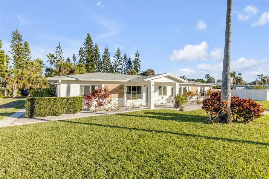 905 N Peninsula Avenue, New Smyrna Beach, FL 32169 - #2