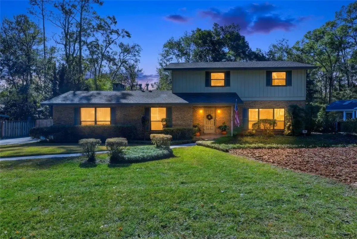 3021 NW 10th Place, Gainesville, FL 32605 - Image #1