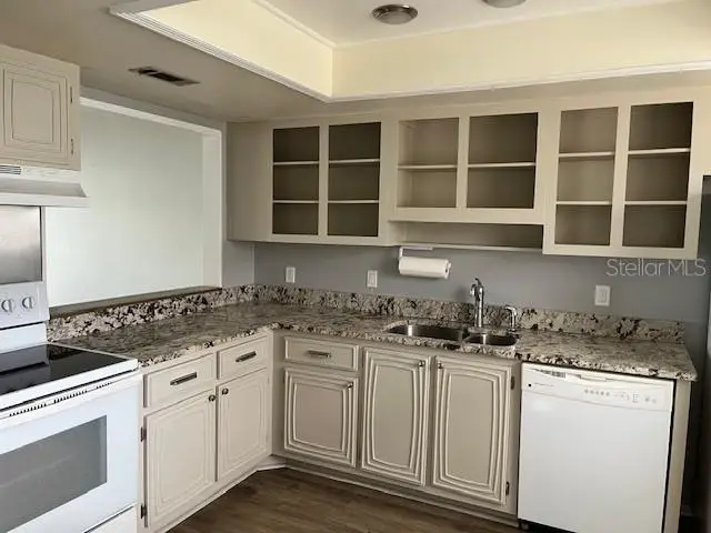 325 N Causeway #D205, New Smyrna Beach, FL 32169 - Image #3