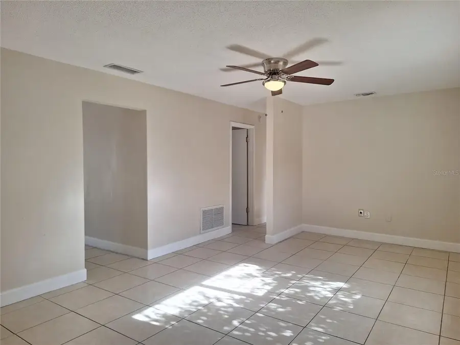 607 Edward Street, New Smyrna Beach, FL 32168 - #3