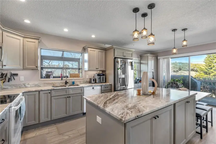 831 E 21st Avenue, New Smyrna Beach, FL 32169 - #3