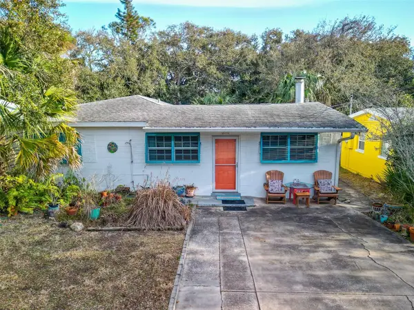813 E 11th Avenue, NEW SMYRNA BEACH, FL 32169