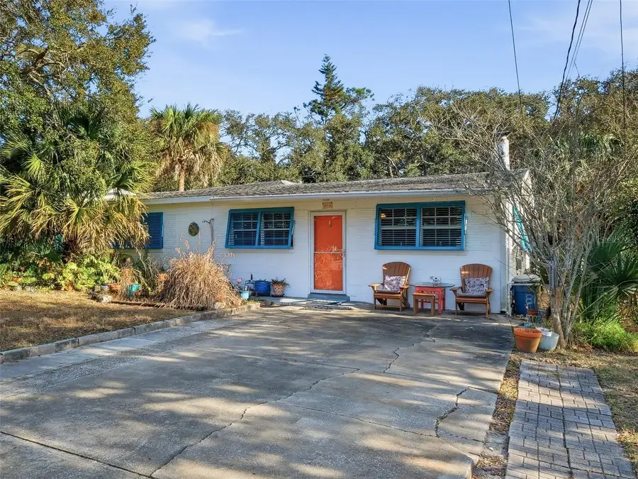 813 E 11th Avenue, New Smyrna Beach, FL 32169 - #3