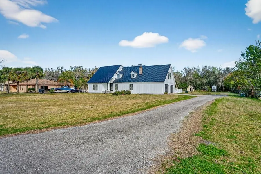 425 Country Circle Drive E, Port Orange, FL 32128 - #2