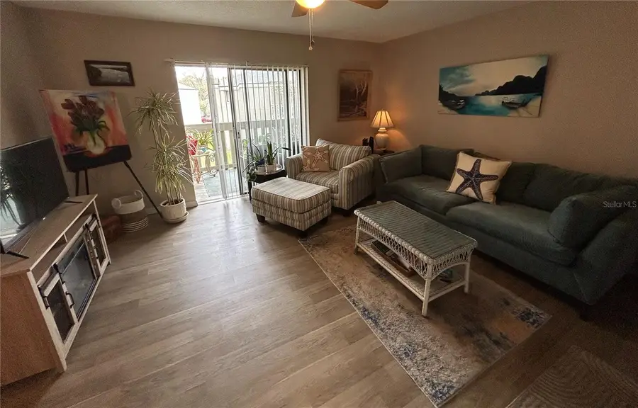 127 Springwood Circle #D, Longwood, FL 32750 - #3